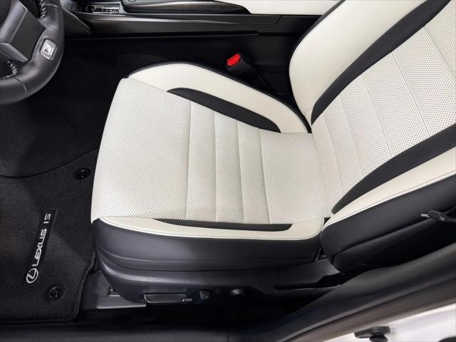 2025 Lexus IS 350 F SPORT
