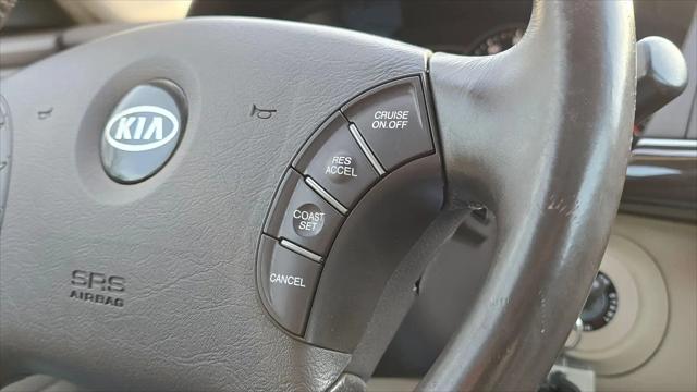 2008 Kia Amanti Base