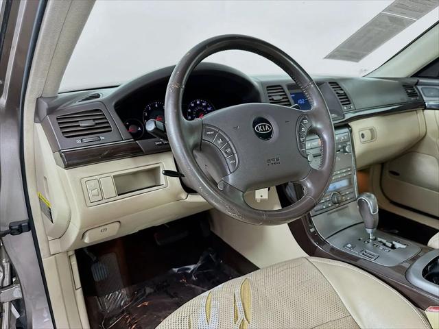 2008 Kia Amanti Base
