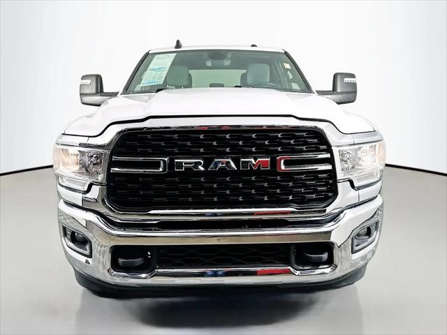 2024 Ram 3500 Big Horn Crew Cab 4x4 8' Box