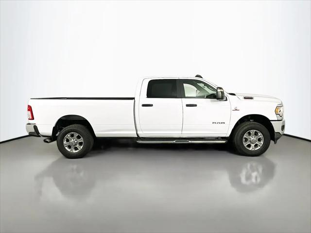 2024 Ram 3500 Big Horn Crew Cab 4x4 8' Box