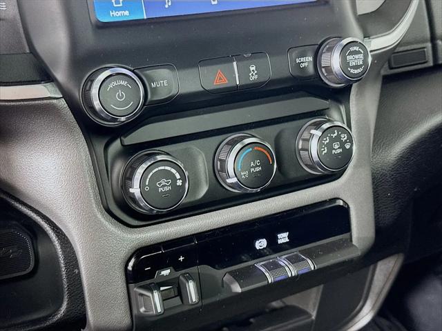 2024 Ram 3500 Big Horn Crew Cab 4x4 8' Box