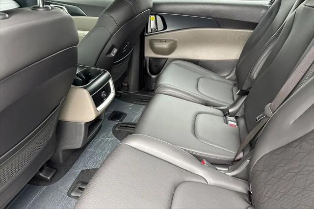 2026 Kia Carnival MPV LXS