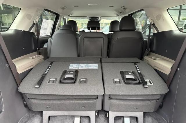 2026 Kia Carnival MPV LXS