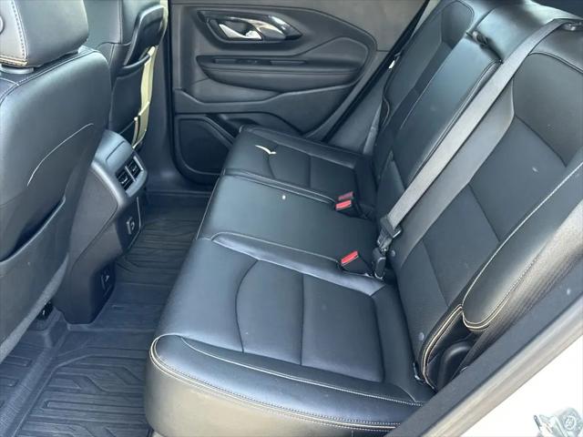 2023 GMC Terrain AWD AT4