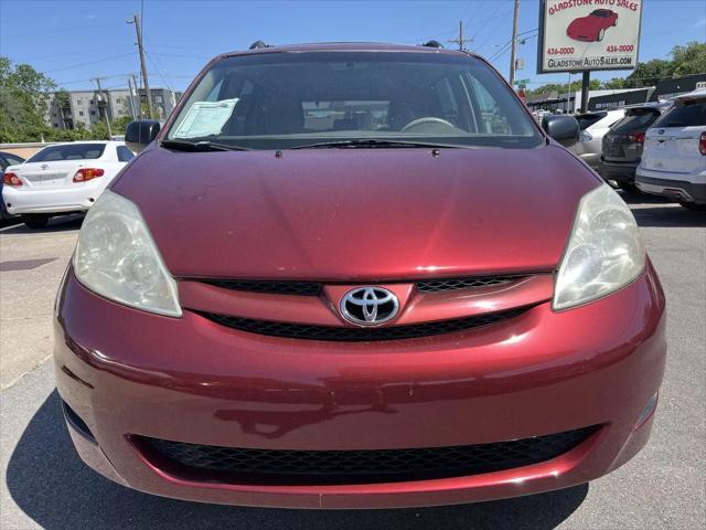 2009 Toyota Sienna LE