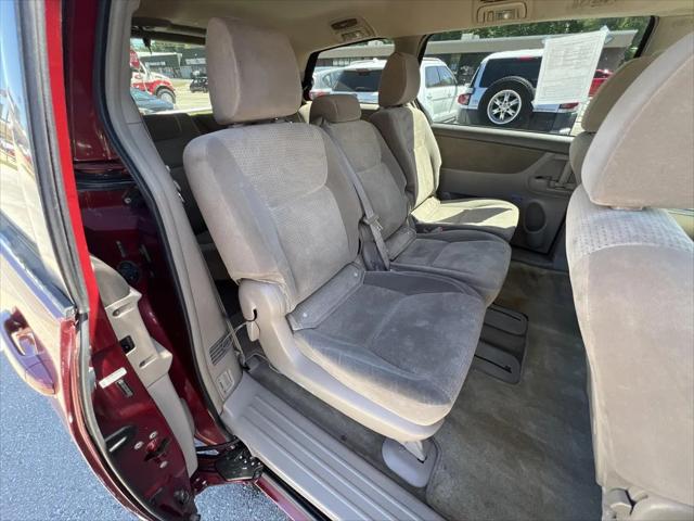 2009 Toyota Sienna LE