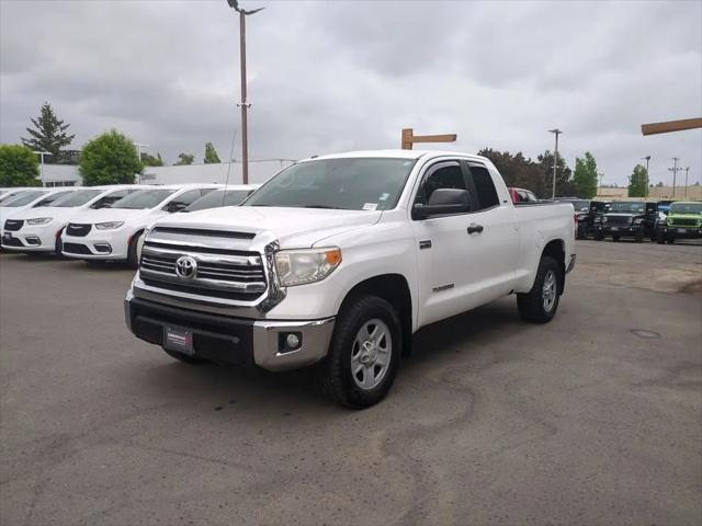 2017 Toyota Tundra SR5 5.7L V8