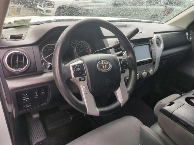 2017 Toyota Tundra SR5 5.7L V8