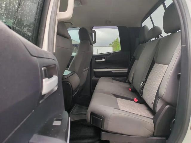 2017 Toyota Tundra SR5 5.7L V8