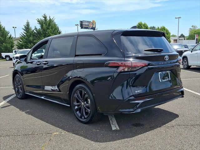 2025 Toyota Sienna XSE