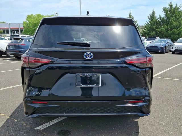 2025 Toyota Sienna XSE