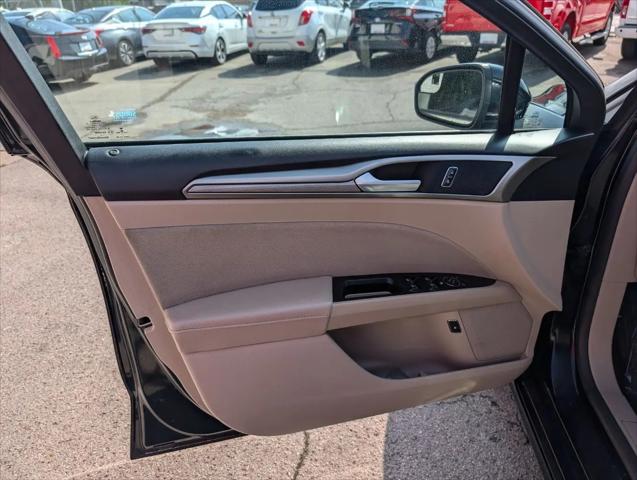 2017 Ford Fusion Hybrid SE