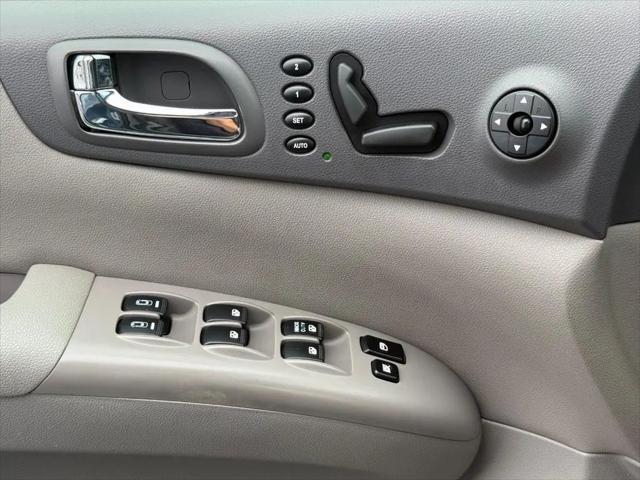 2012 Kia Sedona EX