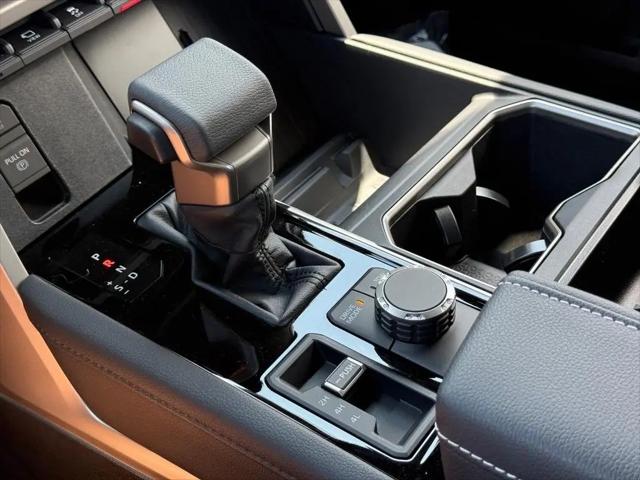 2026 Toyota Tundra Limited CrewMax 5.5' Bed
