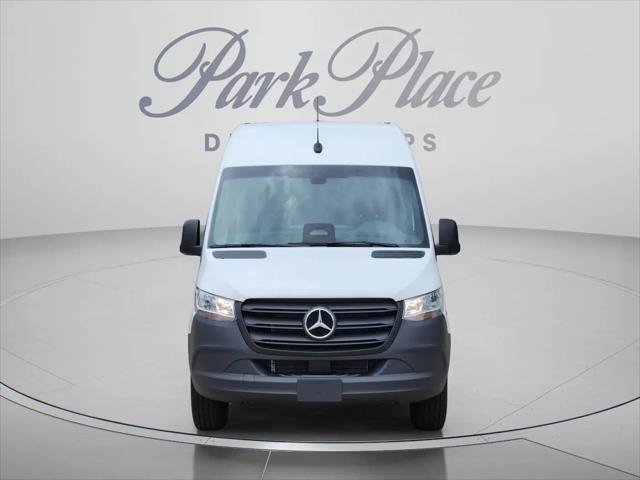 2026 Mercedes-Benz Sprinter 2500 Standard Roof 4-Cyl Diesel