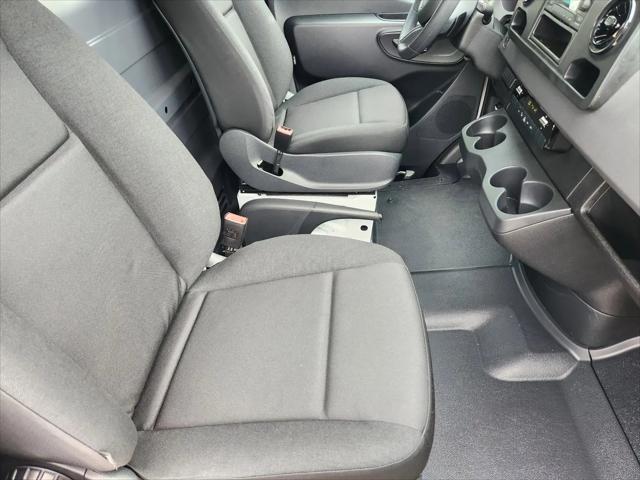 2026 Mercedes-Benz Sprinter 2500 Standard Roof 4-Cyl Diesel