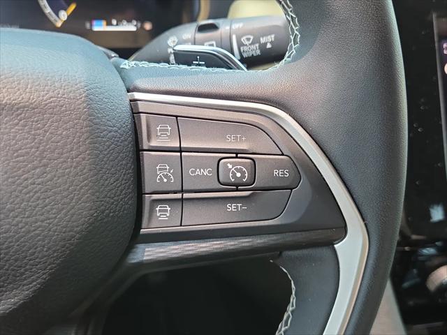 2024 Jeep Grand Cherokee L Laredo X 4x4