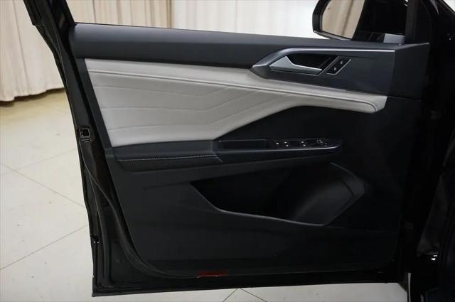 2026 Volkswagen Taos SEL