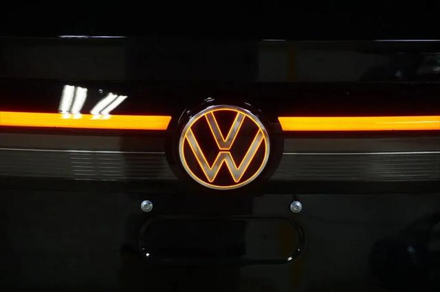 2026 Volkswagen Taos SEL