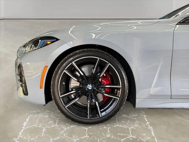 2025 BMW M4 M440i