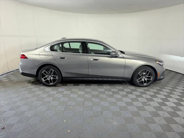 2027 BMW 5 Series 530i