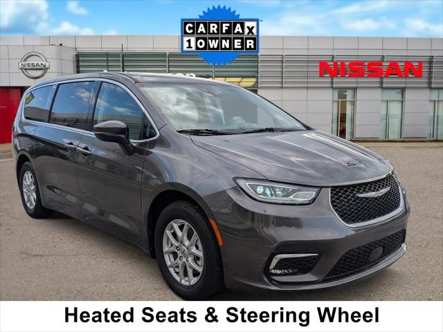 2023 Chrysler Pacifica Touring L for sale in Clarksville, MD