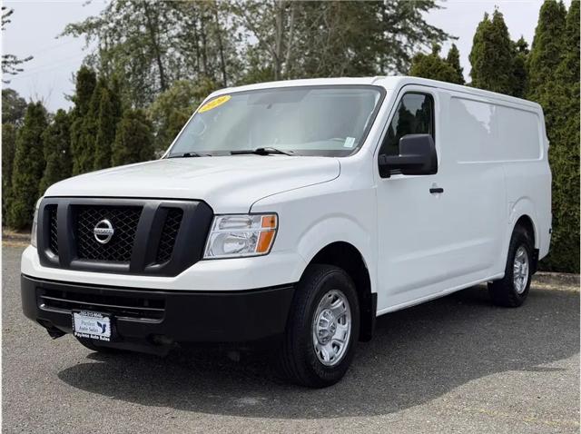 2020 Nissan 1500 SV Standard Roof V6