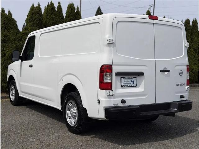 2020 Nissan 1500 SV Standard Roof V6