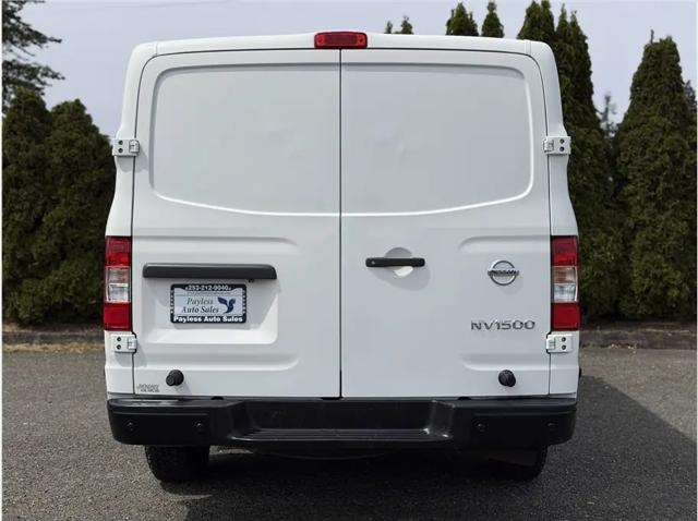 2020 Nissan 1500 SV Standard Roof V6