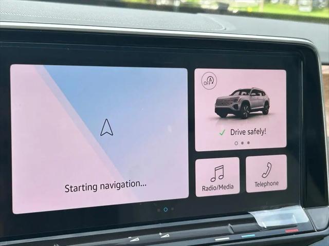 2026 Volkswagen Atlas SE with Technology