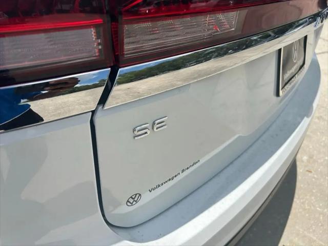2026 Volkswagen Atlas SE with Technology