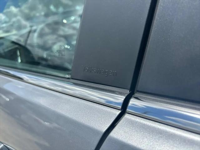 2026 Volkswagen Atlas Cross Sport SE with Technology