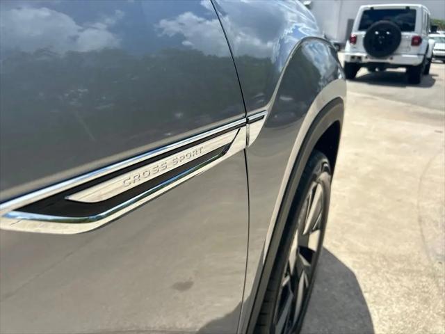 2026 Volkswagen Atlas Cross Sport SE with Technology