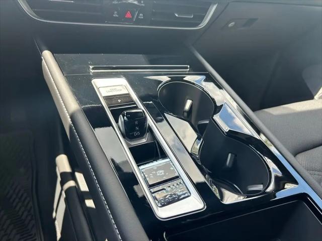 2026 Volkswagen Atlas Cross Sport SE with Technology