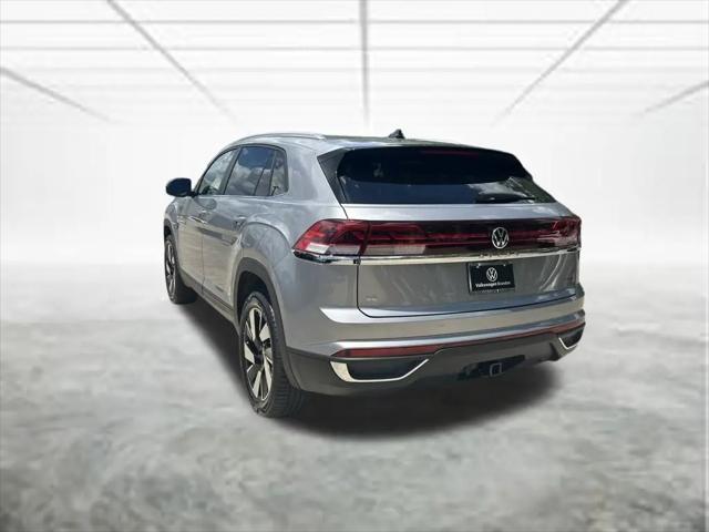 2026 Volkswagen Atlas Cross Sport SE with Technology