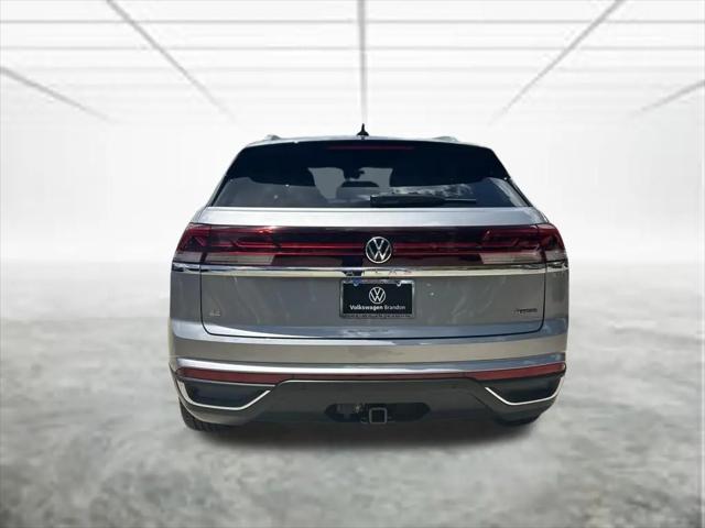 2026 Volkswagen Atlas Cross Sport SE with Technology