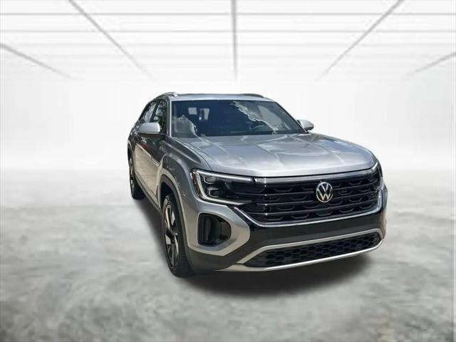 2026 Volkswagen Atlas Cross Sport SE with Technology