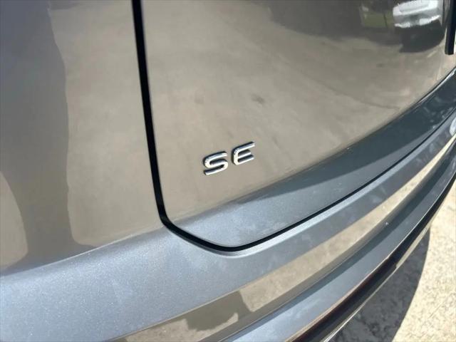 2026 Volkswagen Atlas Cross Sport SE with Technology