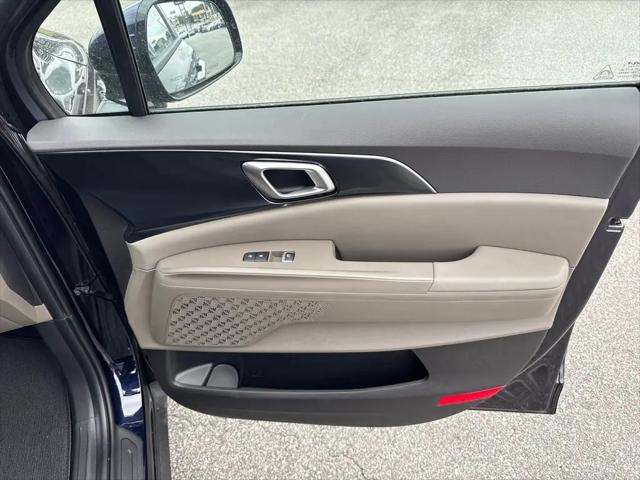 2025 Kia Carnival MPV LXS