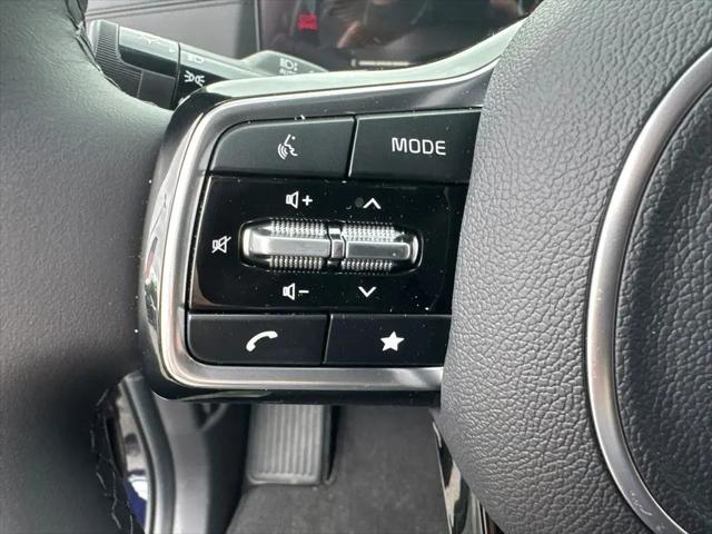 2025 Kia Carnival MPV LXS