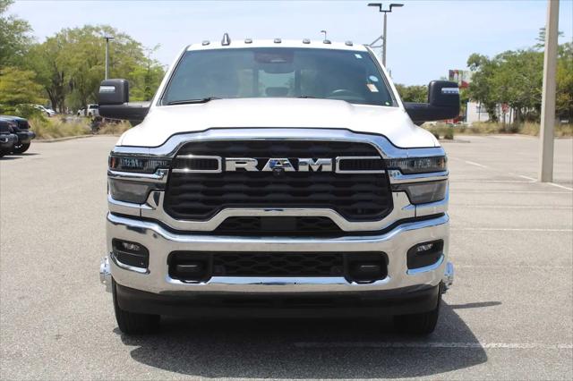 2026 Ram 3500 Tradesman Crew Cab 4x4 8' Box