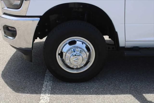 2026 Ram 3500 Tradesman Crew Cab 4x4 8' Box