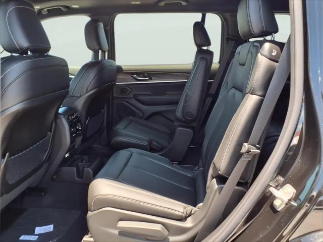 2026 Jeep Grand Cherokee L Limited 4x2