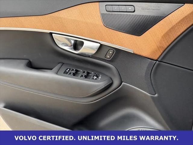 2024 Volvo XC90 Recharge T8 Plus Bright Theme 7-Seater