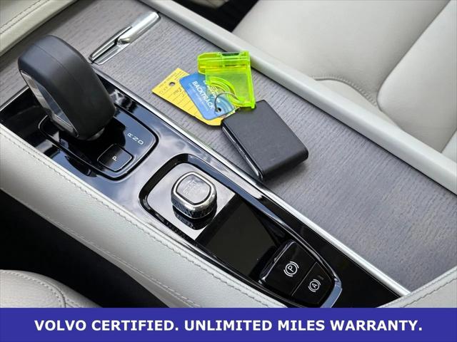 2024 Volvo XC90 Recharge T8 Plus Bright Theme 7-Seater