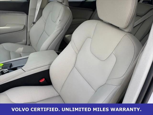 2024 Volvo XC90 Recharge T8 Plus Bright Theme 7-Seater