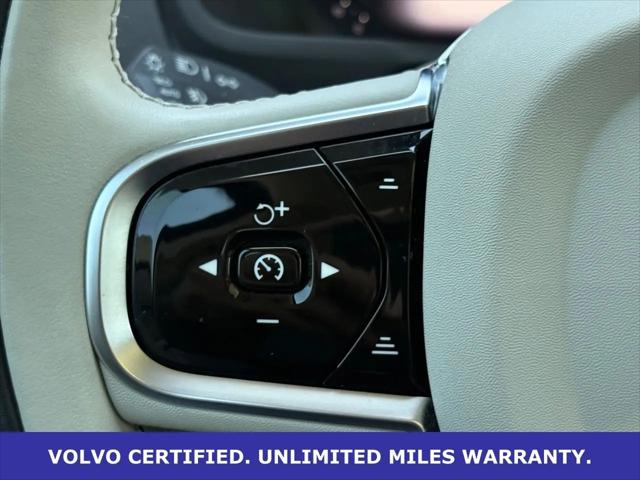 2025 Volvo XC90 B5 Core