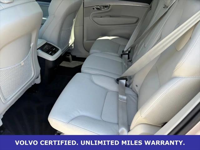 2025 Volvo XC90 B5 Core