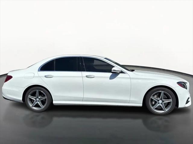 2017 Mercedes-Benz E-CLASS E 300 E 300